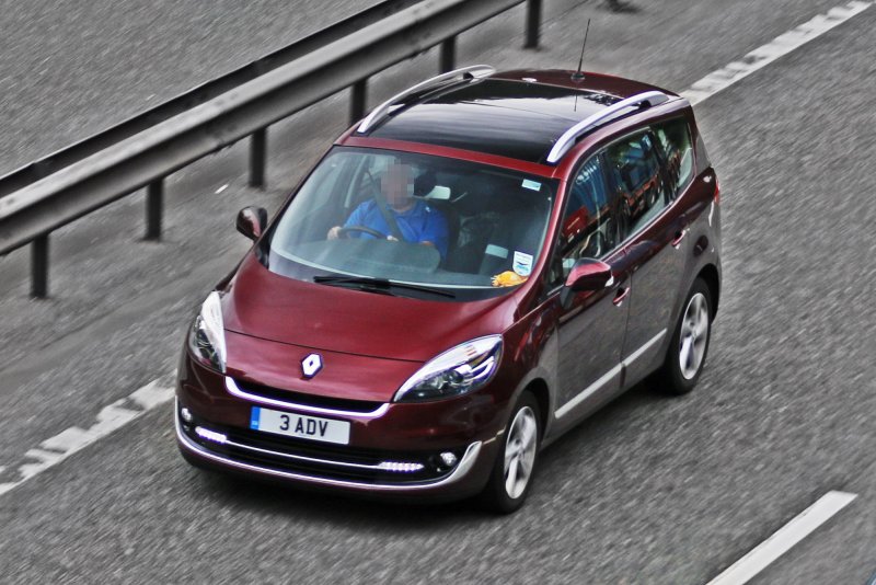 Renault Scenic 1.6 MT Conquest салон