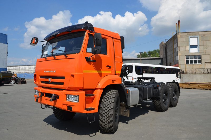 Тягач КАМАЗ 53504-50