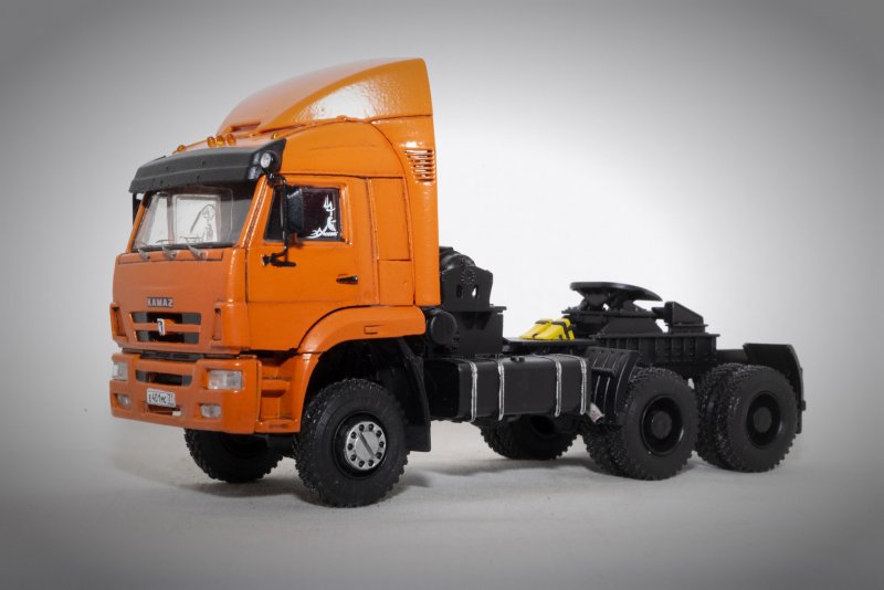 КАМАЗ 65225 АВД