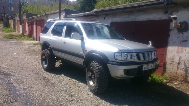 Isuzu Wizard оффроад