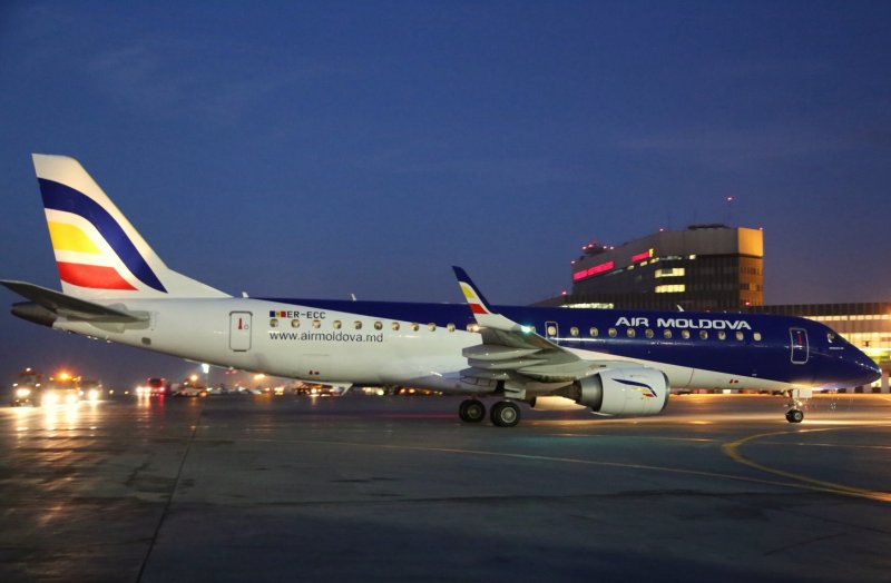Air Moldova самолеты
