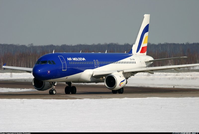 Airbus a320 Эйр Молдова
