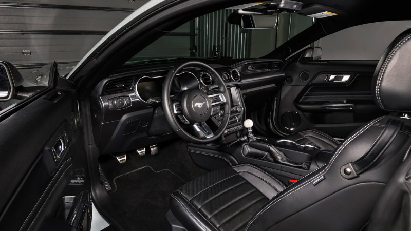 Ford Mustang 2016 салон