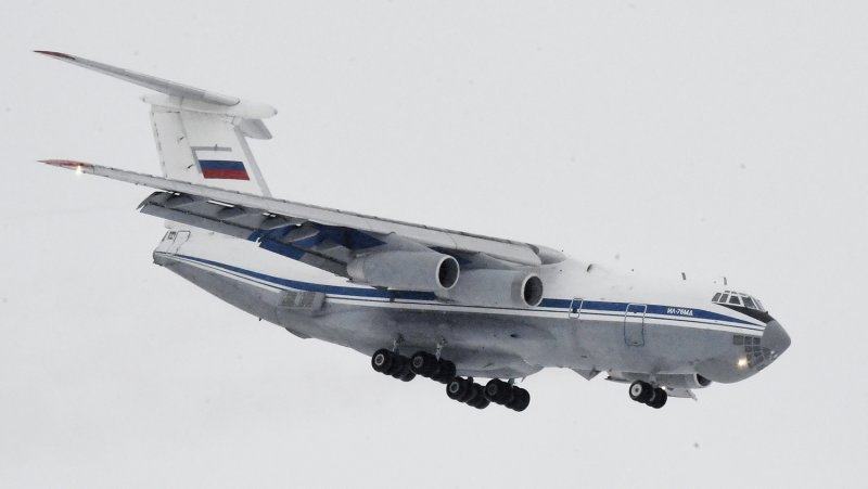 Пилоны ил-76