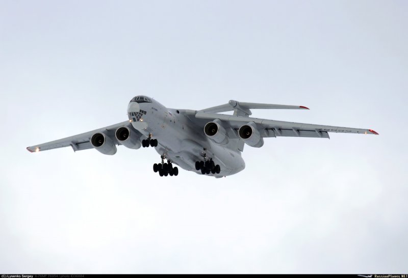 Ил-76мд-90а десантирование