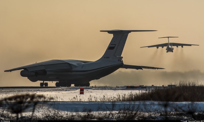 Ил-76 военно-транспортный самолёт Туркменистан