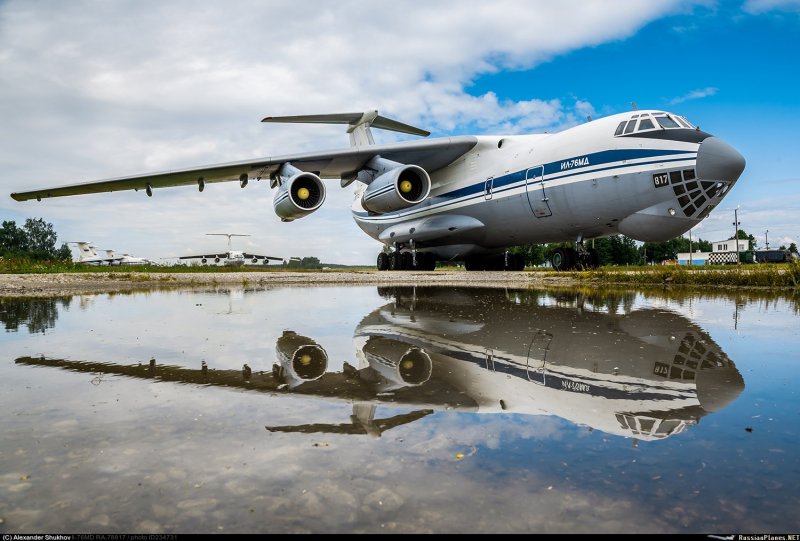 Ил-76 военно-транспортный самолёт