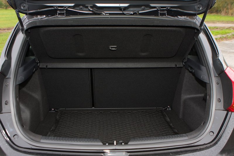 Kia Ceed 2013 хэтчбек багажник