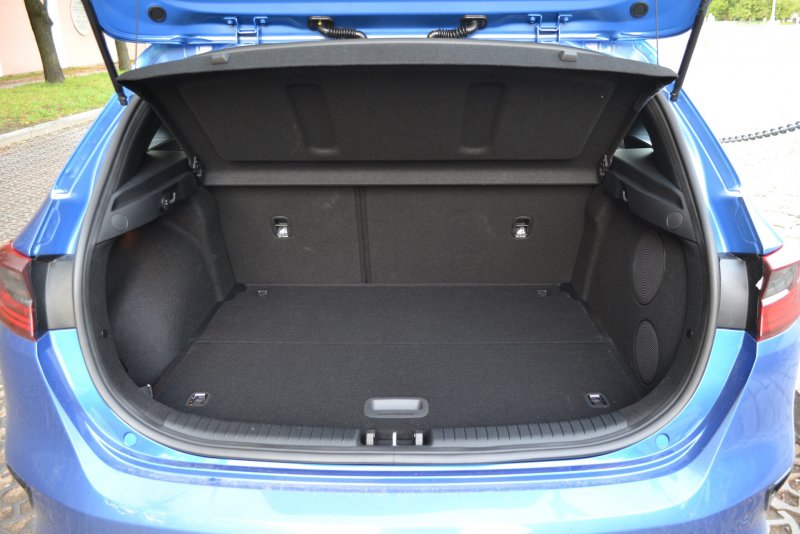 Kia Ceed 1 хэтчбек багажник