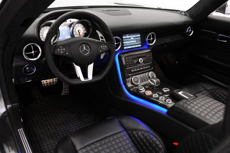 Mercedes SLS AMG Brabus салон