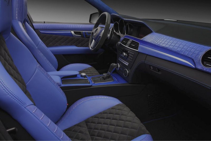 Перетяжка сидений Mercedes-Benz c63