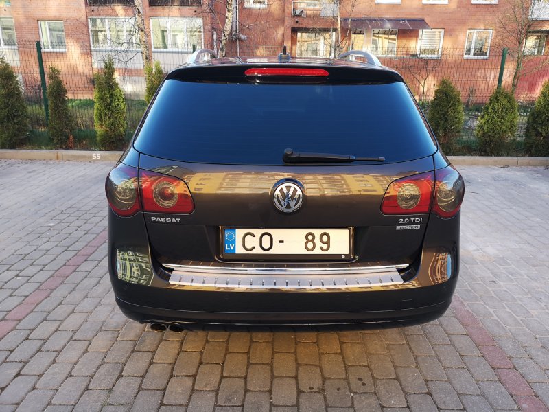 Задние фары Passat b6 variant