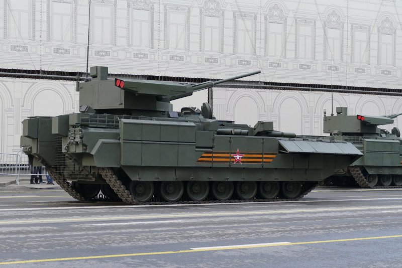 "Армата" т-15 с боевым модулем "кинжал"