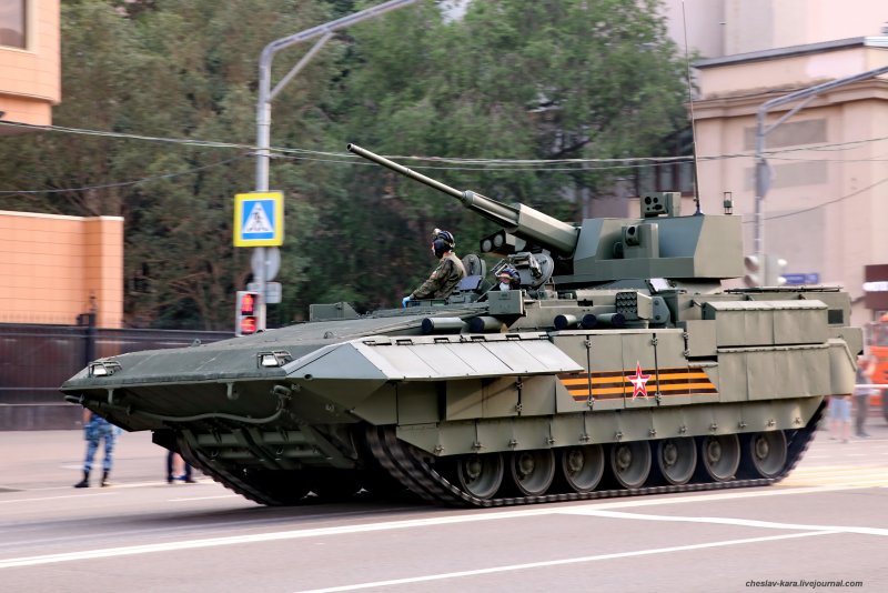 2015 Год парад т 14
