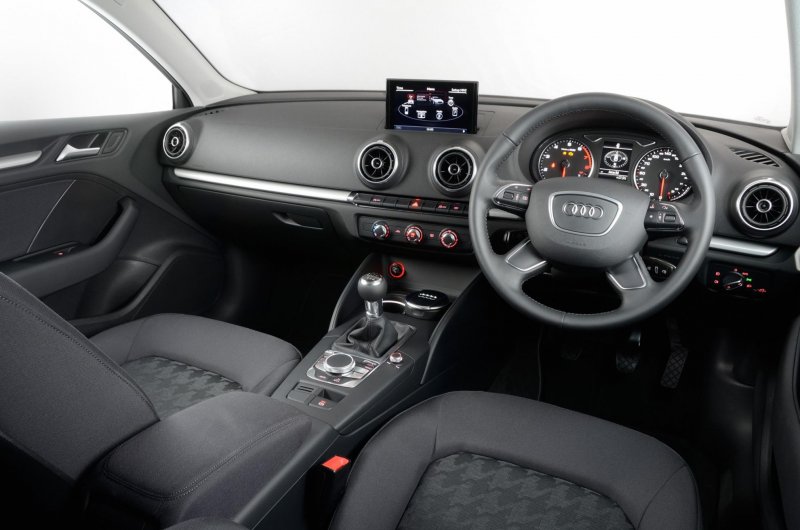 Audi a1 2014 салон