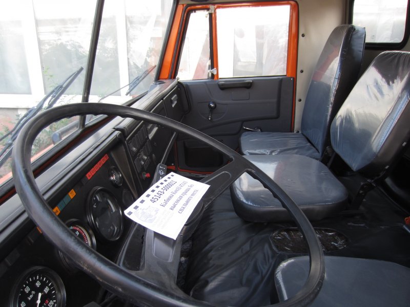 КАМАЗ 45143 кабина
