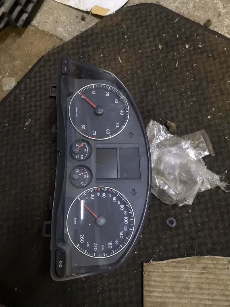 Спидометр Фольксваген t240