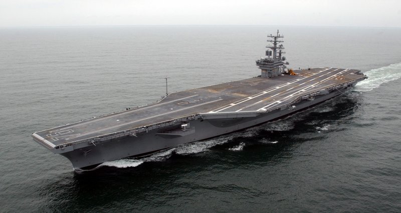 CV-63 Kitty Hawk порт приписки Йокосука Япония