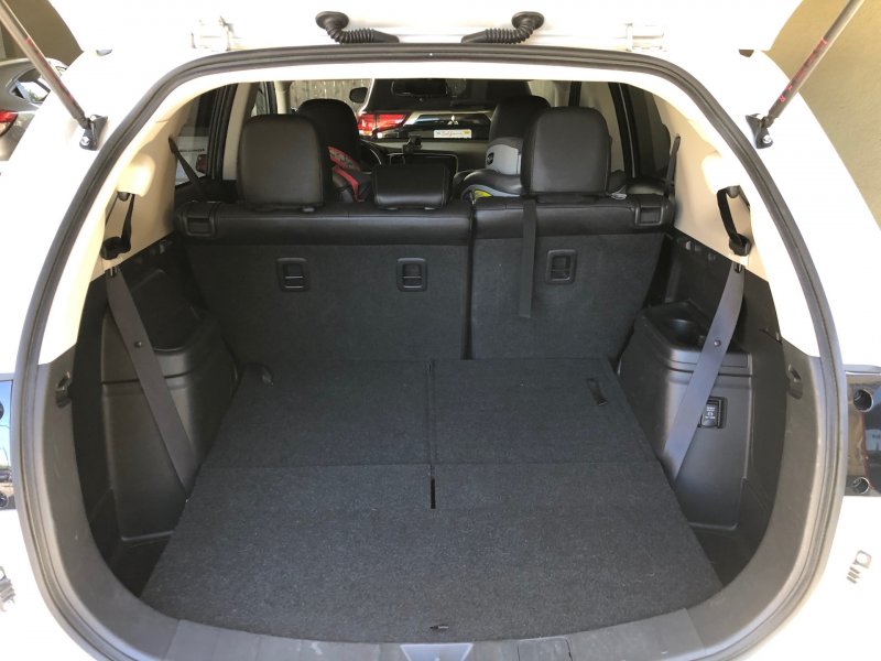 Rival для Mitsubishi Outlander III