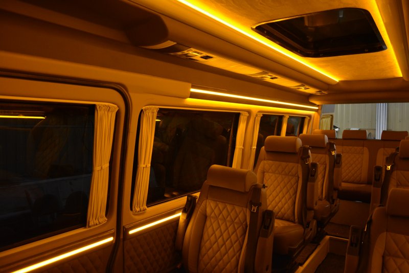Mercedes Sprinter 2021 салон