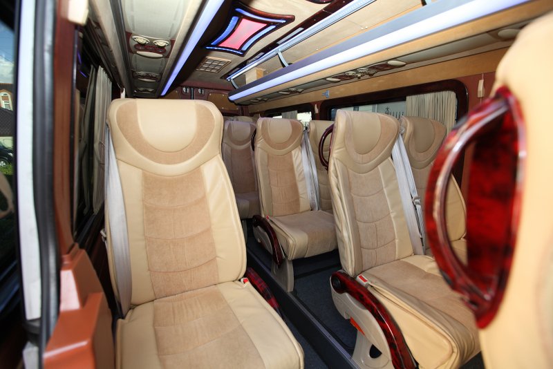 Mercedes-Benz Sprinter белый салон