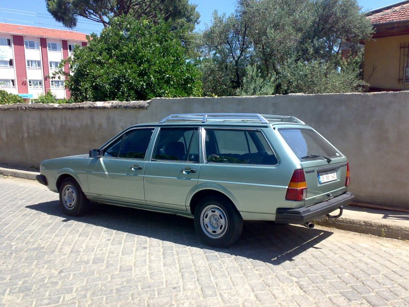 Volkswagen Passat 1987 универсал