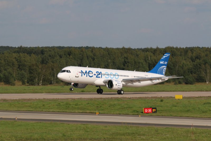 МС 21 002