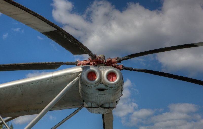 Ми-12 вертолёт кабина