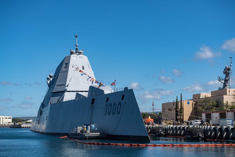 Новый эсминец США Zumwalt