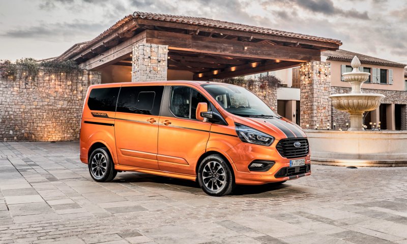 Форд Tourneo Custom
