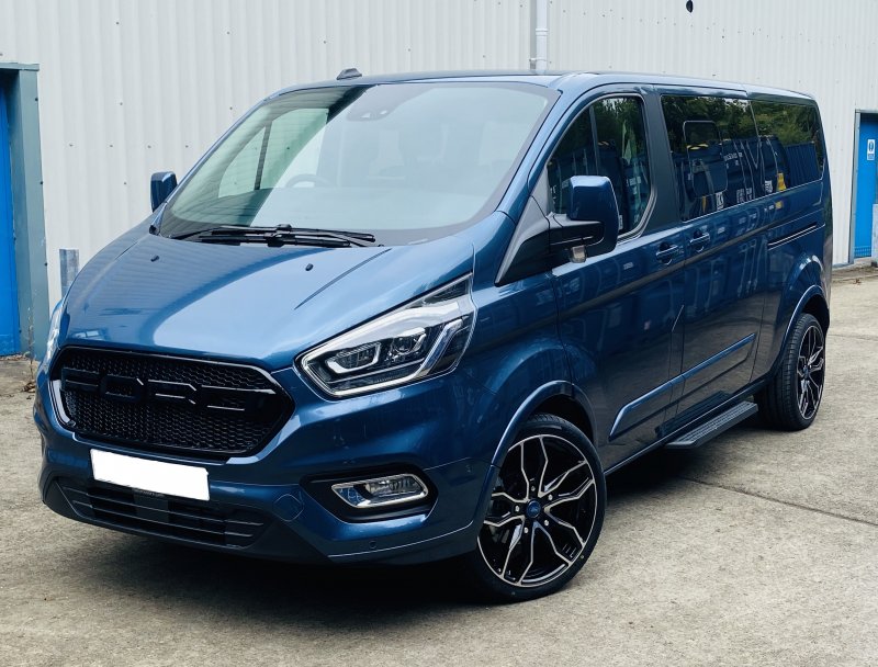 Ford Tourneo Custom фургон