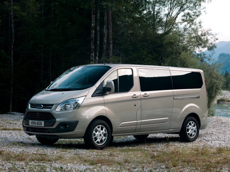 Ford Tourneo Custom 2014