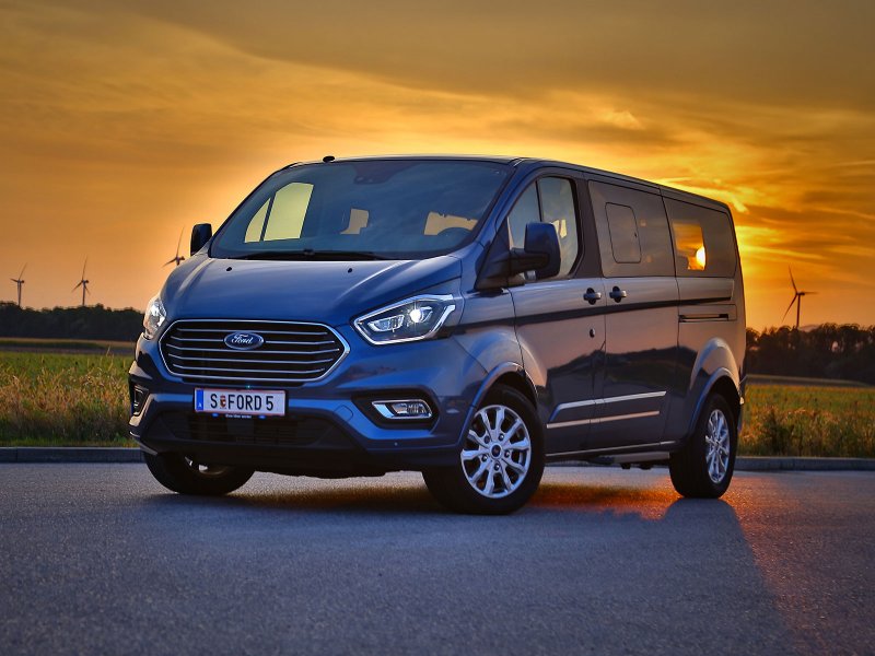 Ford Tourneo Custom 2020