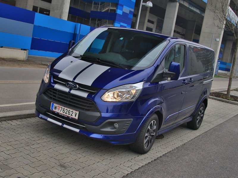 Ford Tourneo Custom