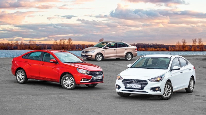 Kia Rio 2018 vs Hyundai Solaris 2018