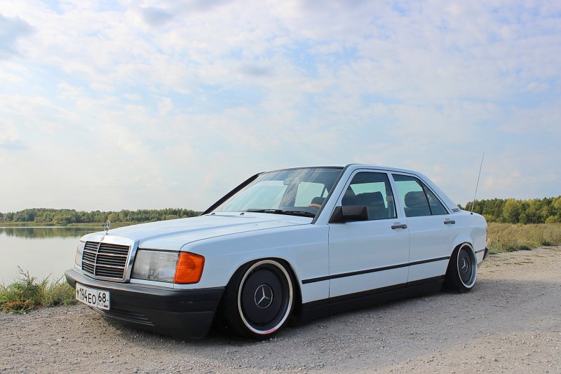Mercedes Benz w190