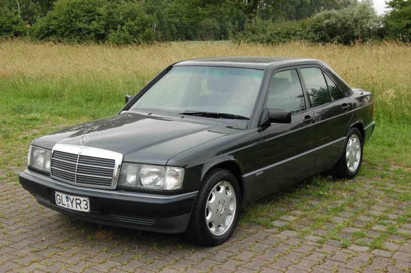 Мерседес Бенц 190е