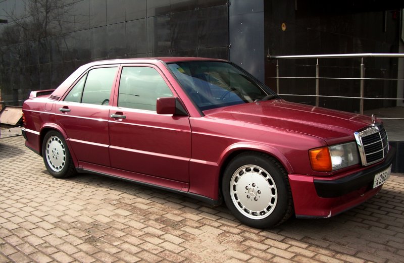 Мерседес 201 150 л