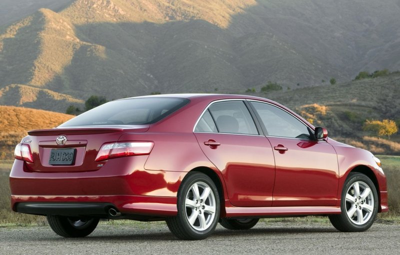 Toyota Camry le 2012