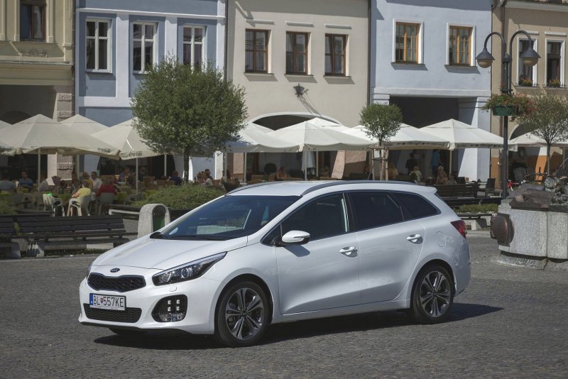Kia Rio x-line Silver