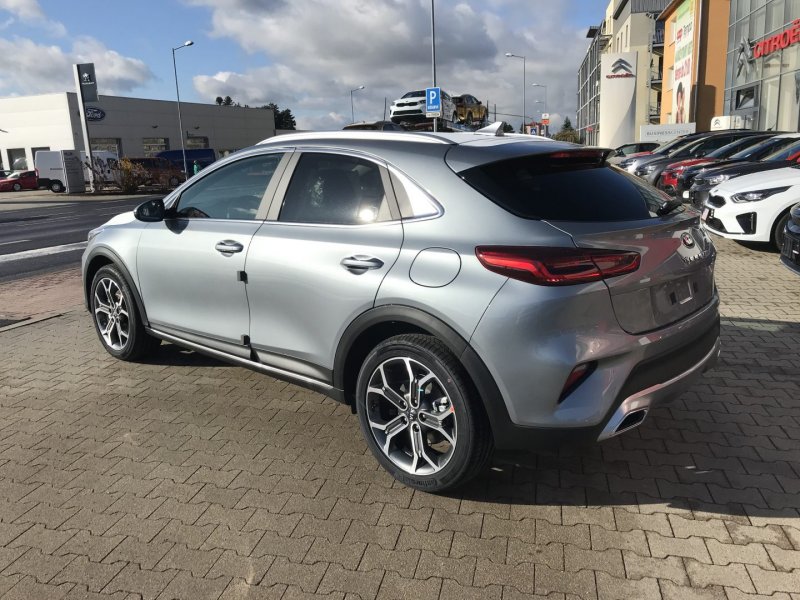 Kia Ceed 3 Lunar Silver