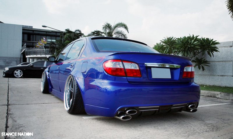 Nissan Cefiro a33 stance