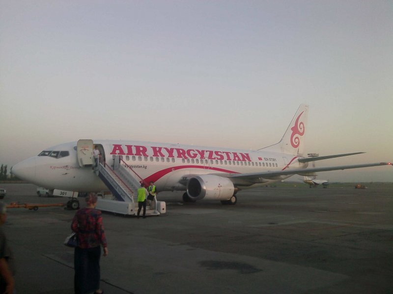 Boeing 737-300 Air Kyrgyzstan