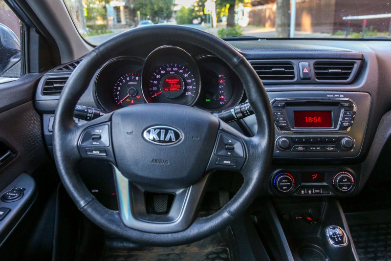 Kia Rio x 2021