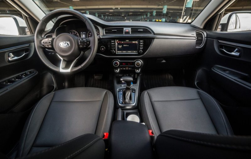 Kia Rio x-line Premium салон