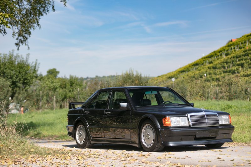 Мерседес 1989г 600й