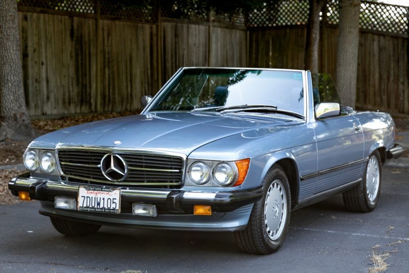 Mercedes 300 1989г.