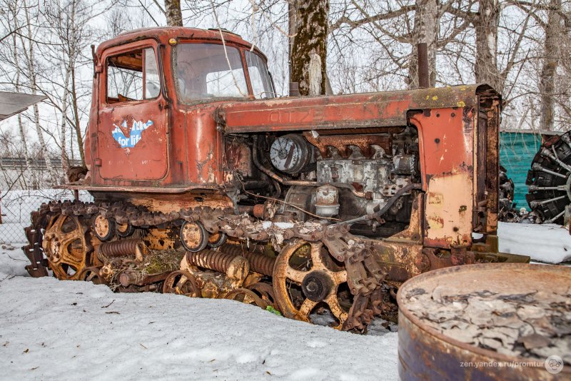 Трактор ВГТЗ ДТ-75