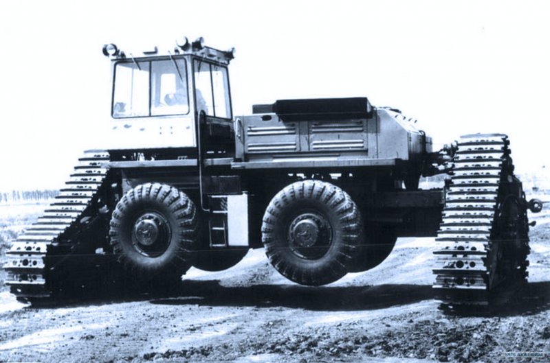 Трактор ТЭТ-1000