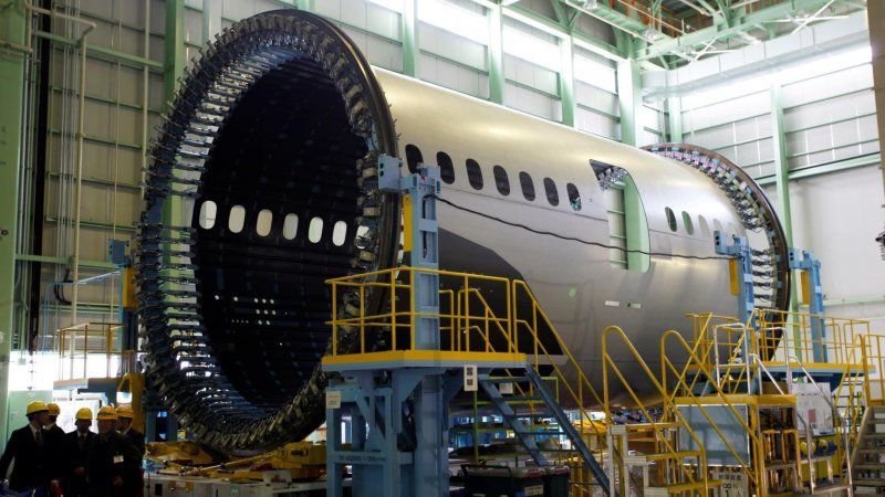 Боинг 787 фюзеляж